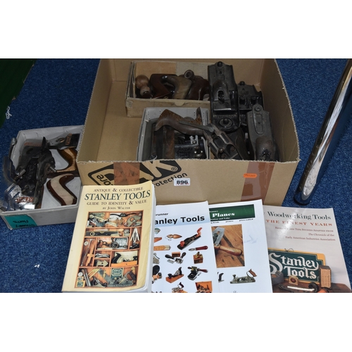 Lot 896       