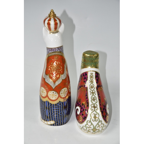 804 - TWO ROYAL CROWN DERBY PAPERWEIGHTS, comprising Royal Cats 'Abyssinian', dated 1988, height 23cm, (no... 