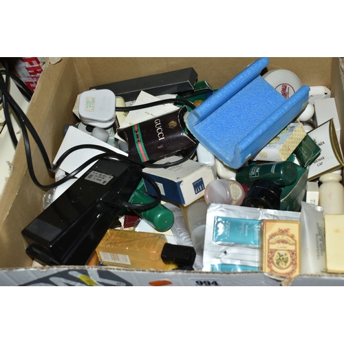 FIVE BOXES AND LOOSE OF GENERAL HOUSEHOLD ITEMS to include two boxes of ...