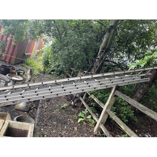 Lot 25        