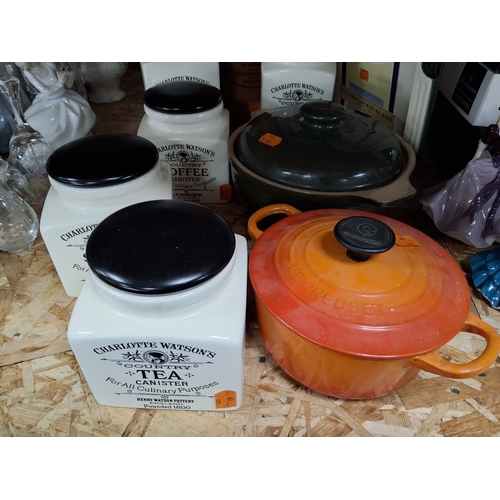 755 - A GROUP OF KITCHENALIA to include an unused Le Creuset ceramic baking dish, a small Le Creuset lidde... 