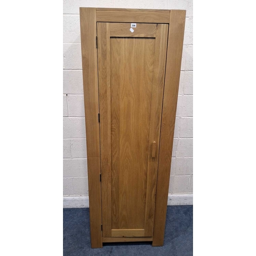 Lot 206       