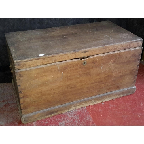 105 - WW1 pine officers trunk