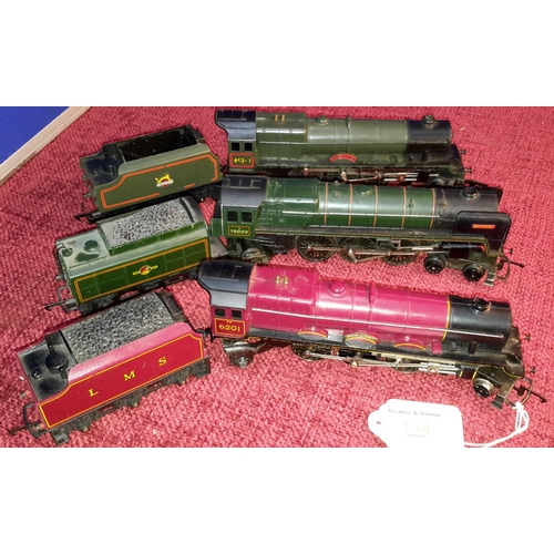 134 - 3 Tri-ang loco's with tenders to include Britannia & Princess Elizabeth