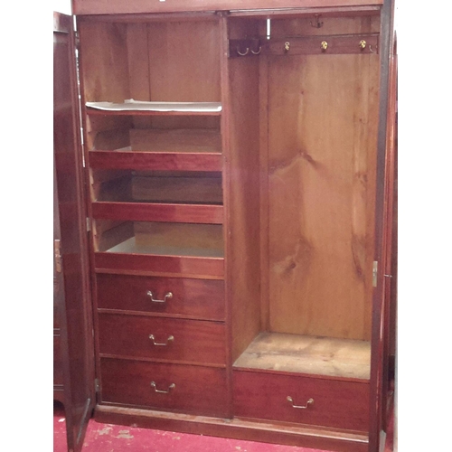 252 - Victorian 2 door wardrobe with fitted drawer interior