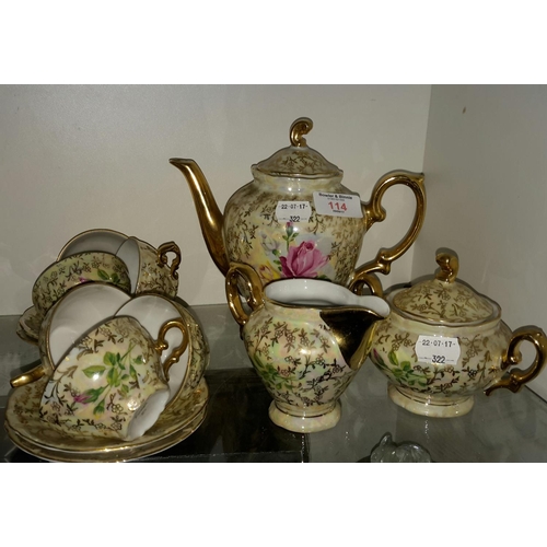 114 - Gilt tea set