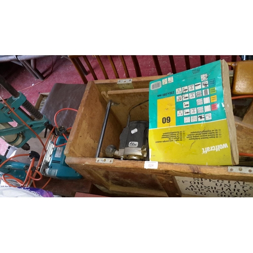 224 - Wooden crate containing router & other tools together with hand drill