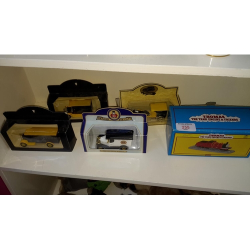 255 - 5 boxed die cast models