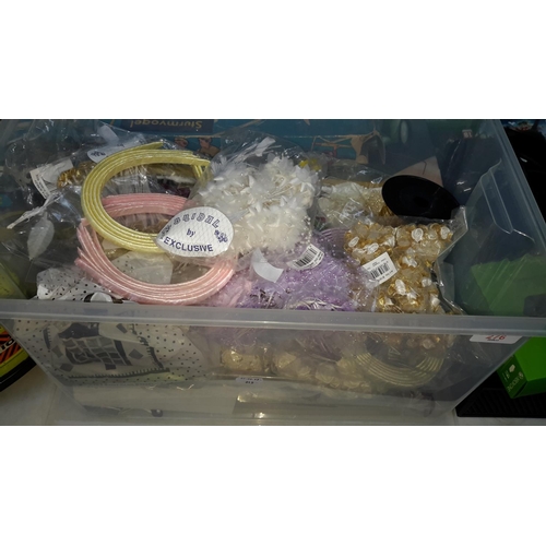 276 - Box of arts & craft items