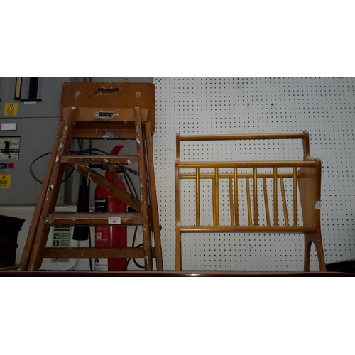 46 - Retro ladders & magazine rack