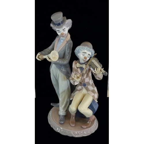 117 - Lladro Circus Concert figures 5856, 25cm in height