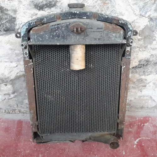 303 - Daimler double 6 radiator