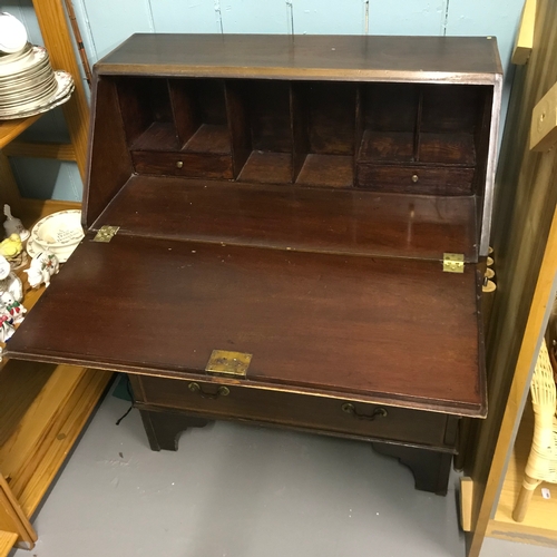 67 - An Edwardian inlaid bureau.