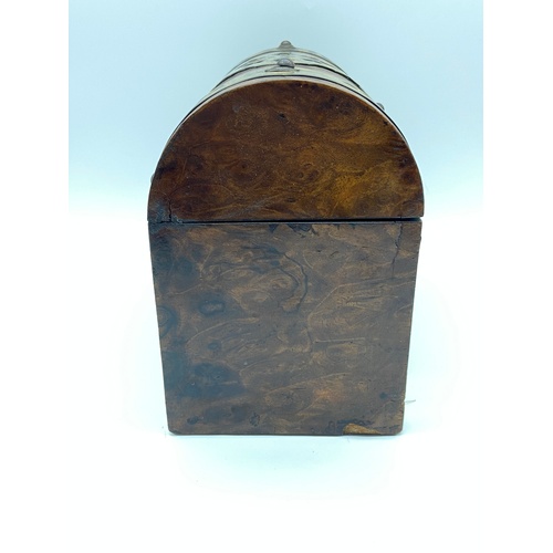 10 - A 19th century Burr walnut and brass tea caddy box. Comes with two lids. Measures 17x23x12cm