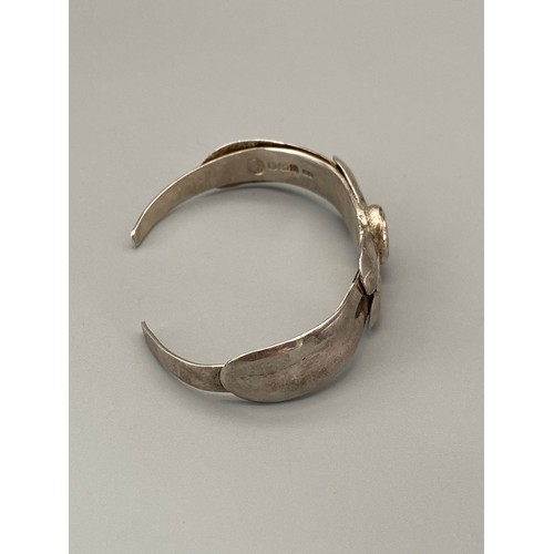 133J - Antique Sheffield silver Rennie Mackintosh design bangle. Made by Atkin Brothers and dated 1952 with... 