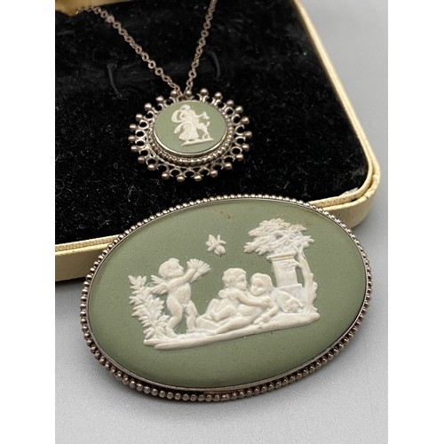 153J - A Vintage Sterling silver and Wedgwood brooch, pendant and silver chain. Comes with original box.