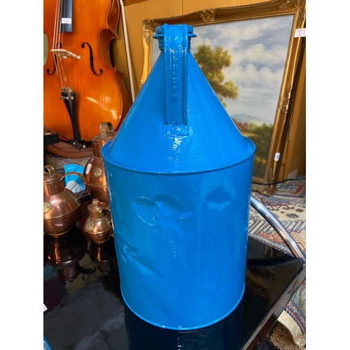 23A - A large Vintage motor oil can reconditioned and finished with a Royalty crest transfer. [39cm in hei... 