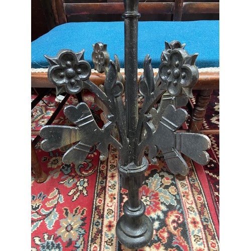 84A - A Large cast iron antique roof finial. [90cm length]