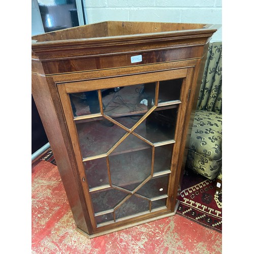 34B - A 19th century Mahogany wall corner cabinet [H:112cm L:75cm W:45cm]