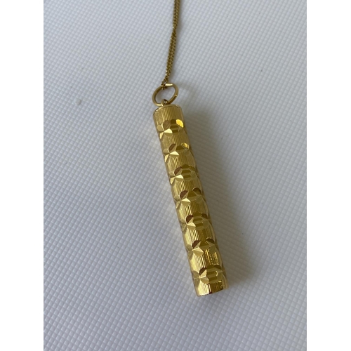 6J - A Chinese or Japanese high grade gold snuff pendant with an 18ct gold necklace [Snuff possibly 22ct-... 