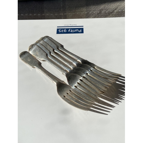 128J - A set of 6 Sheffield silver dinner forks [Walker & Hall] [dated, 1934g] [414g]