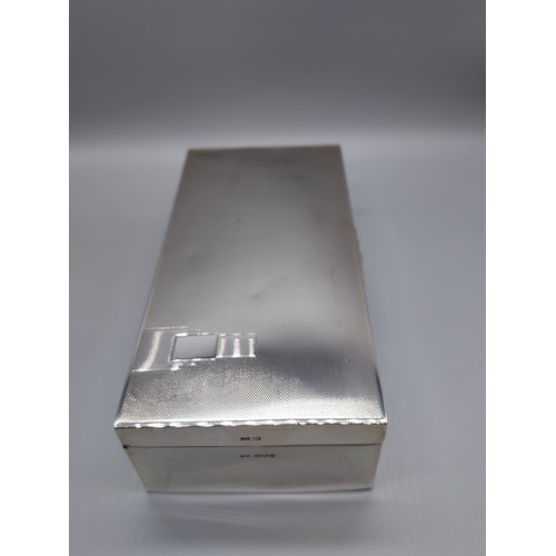 41J - A Sheffield Silver Art Deco design cigarette box. Engraved with the letter 'D' to the front panel. M... 