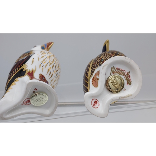 221 - Two Royal Crown Derby Bird figures, Pelican and Puffin.