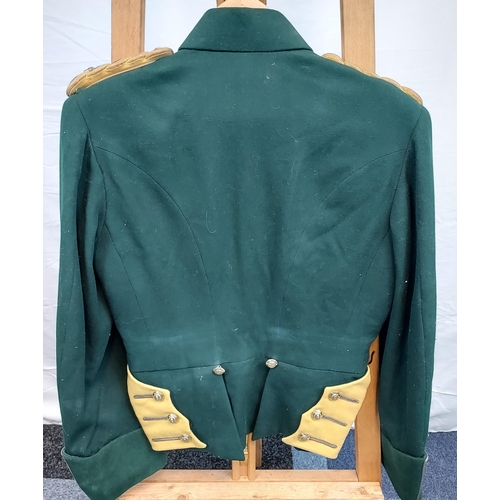 262 - A William Anderson & Sons Ltd Edinburgh military dress jacket. Designed with gold thread epaulettes ... 