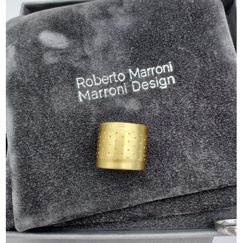 569 - Roberto Marroni, Marroni design 925 gold tone ring, Together with various silver and costume rings. ... 