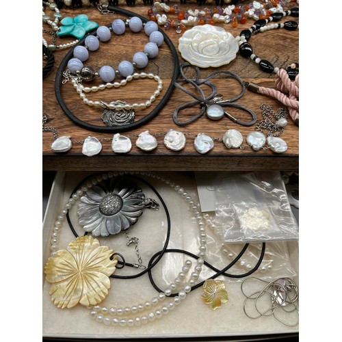 57 - A Collection of hardstone, pearl and 925 silver clasp jewellery. Mostly all have 925 silver claps or... 