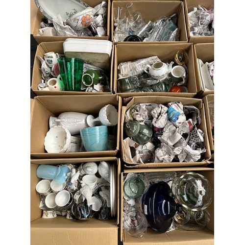 163 - 16 boxes of mixed kitchenalia, glass ware, art glass and cooking ware etc