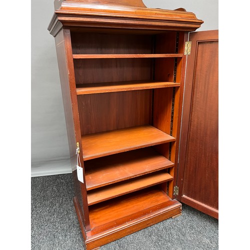 279 - A 19th century Mahogany and boxwood strung music cabinet. The door with inlaid urn motif. [113x55x32... 