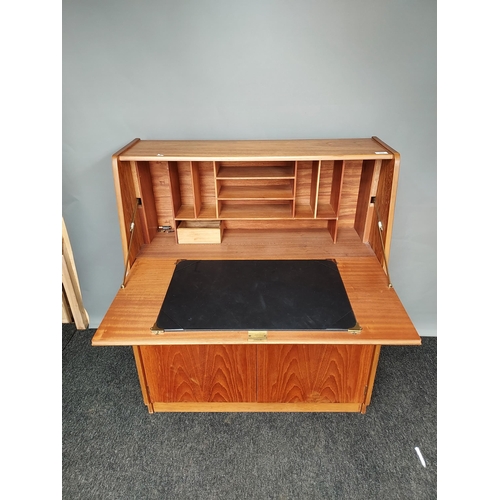 326 - A Mid century teak writing bureau [107x92x41cm]