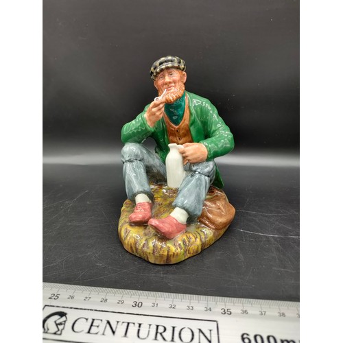 100 - Royal doulton figure the wayfarer hn2362. 5.5 inches in height .