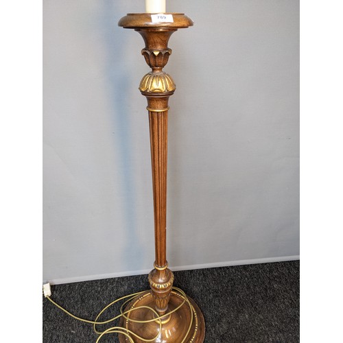 789 - Antique style floor standing lamp (139cm)