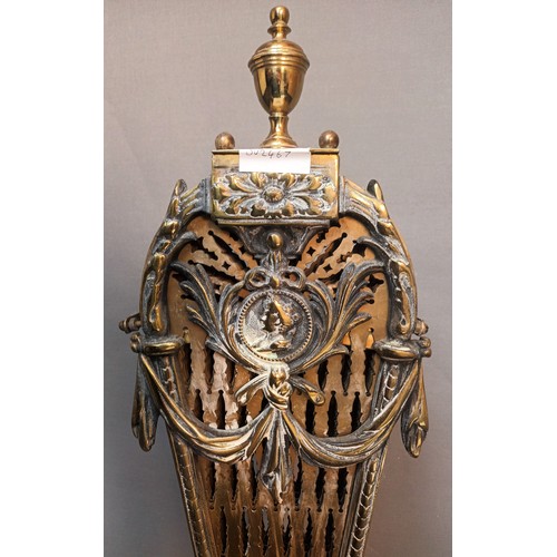 799 - Antique brass peacock firescreen (65cm)