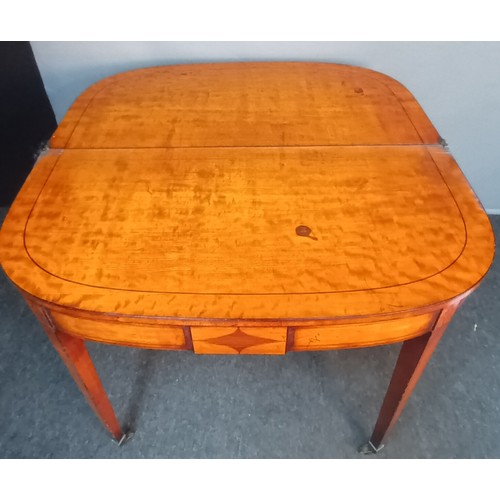 805 - 19th century walnut flip top table, the D shaped surface with banding above a frieze with banding, r... 