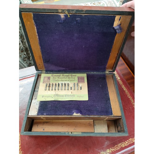 236 - Antique writing writing box with round hand pens .