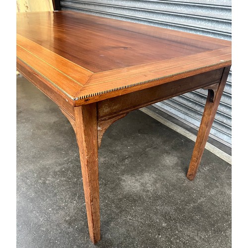 841 - 19th century table with inlay, raised on square tapered legs