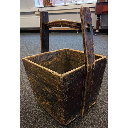 853 - Antique wooden water carrier. [age related wear to base]