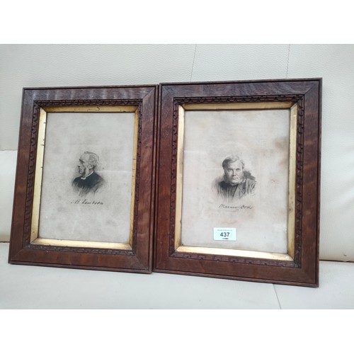 437 - 19th century engraving portraits of two gentleman set in oak framing .