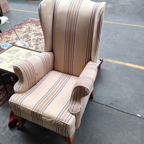 397a - Antique style Gulwing chair with spare red upholstery.