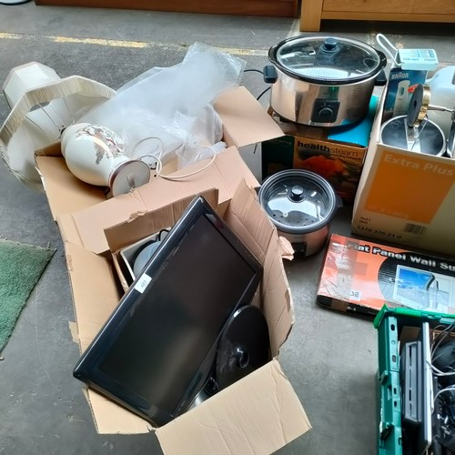 483 - Large lot of electricals includes slow cooker , Samsung tv etc .