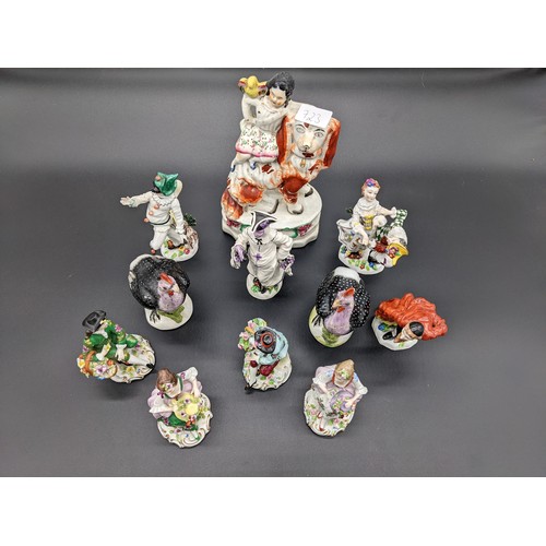 723 - Collection of 19th century porcelain figurines to include Naples (11)