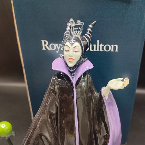 90 - Royal doulton figure limited edition Maleficent no983 . With box 20 cm in height .