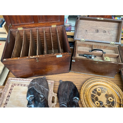 188 - Quantity of wooden boxes and treen items, Includes record storage box, Magazine rack, tray and Afric... 