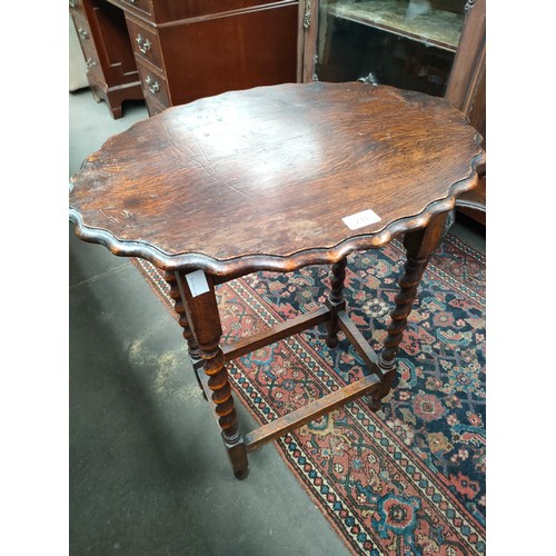 233 - Antique Oval Oak accent side Table Barley Twist Legs.