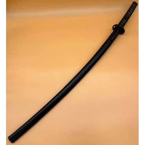 562 - 19th century Japanese Samurai sword, lacquered Saya.