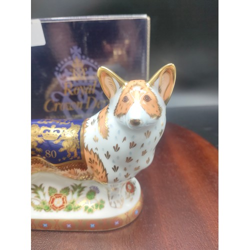 118 - Royal crown Derby paperweight The Royal Windsor Corgi commissioned by  Peter Jones  with stopper and... 