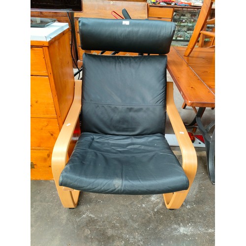 330 - Modern Relaxer arm chair